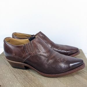Boulet cowboy toe and heel short boot ankle brown leather size 8 men.s 9.5 women